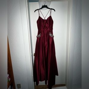 Comfortable with pockets in the front and not heavy when on!